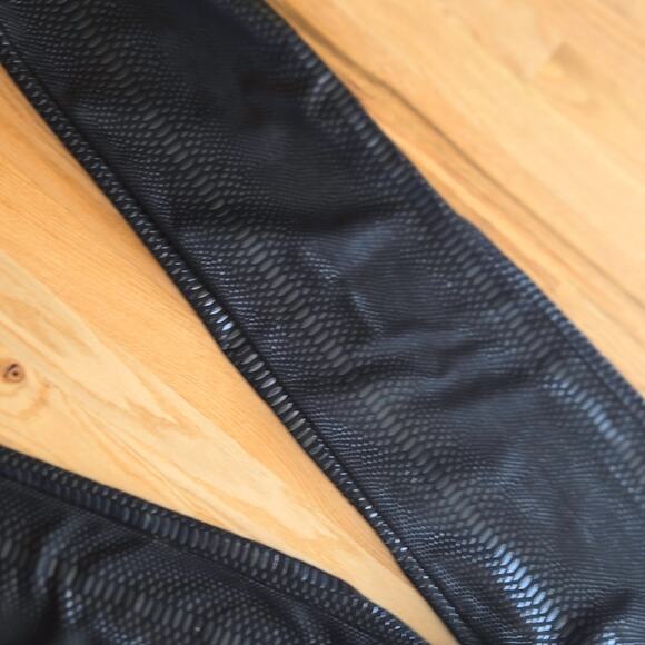 Whittall & Shon Croc Embossed Black Vintage Pants - Picture 5 of 8